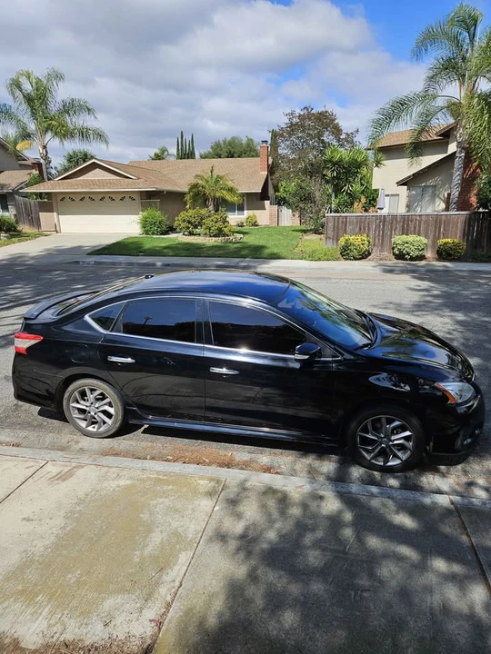 2015 Nissan Sentra 7th Gen - Image 3 of 9