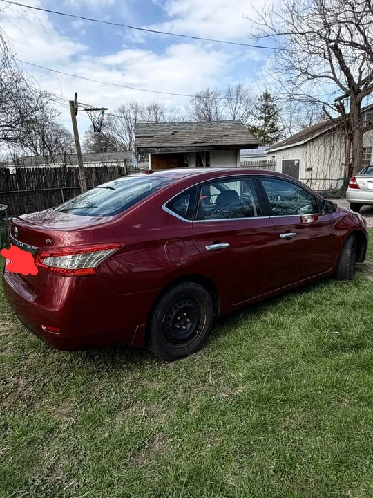 2015 Nissan Sentra 7th Gen - Image 4 of 15