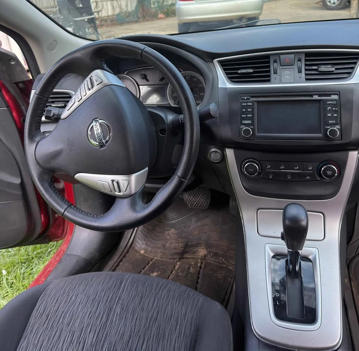 2015 Nissan Sentra 7th Gen - Image 7 of 15