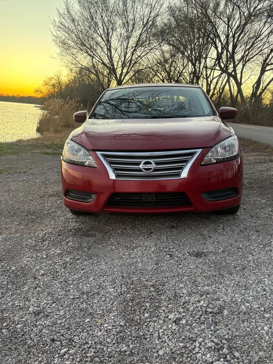 2015 Nissan Sentra 7th Gen - Image 2 of 4