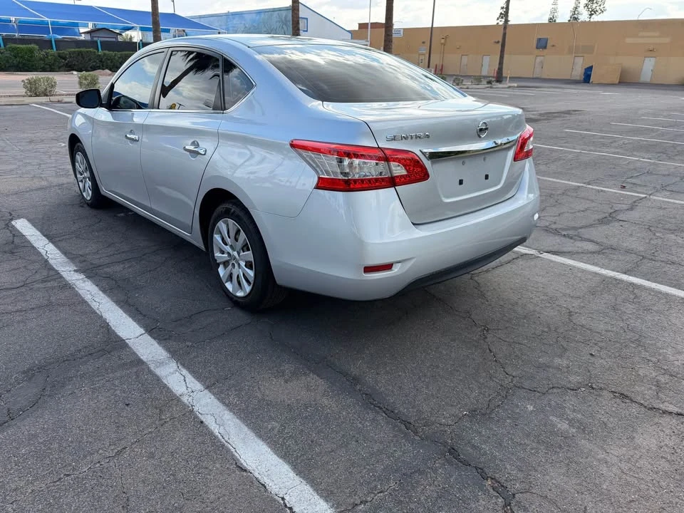 2015 Nissan Sentra 7th Gen - Image 8 of 11
