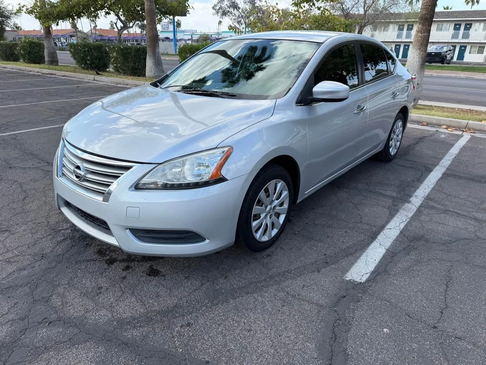 2015 Nissan Sentra 7th Gen - Image 2 of 11