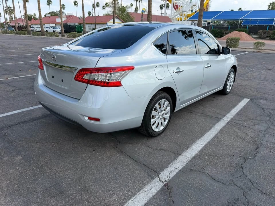 2015 Nissan Sentra 7th Gen - Image 7 of 11