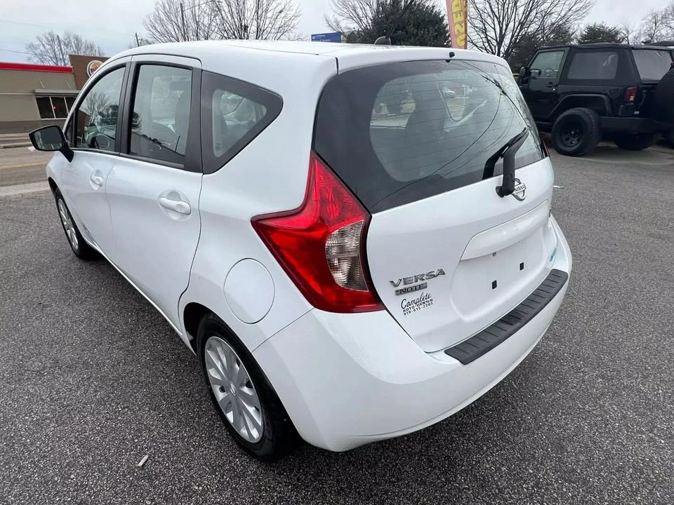 2015 Nissan Versa - Image 9 of 20