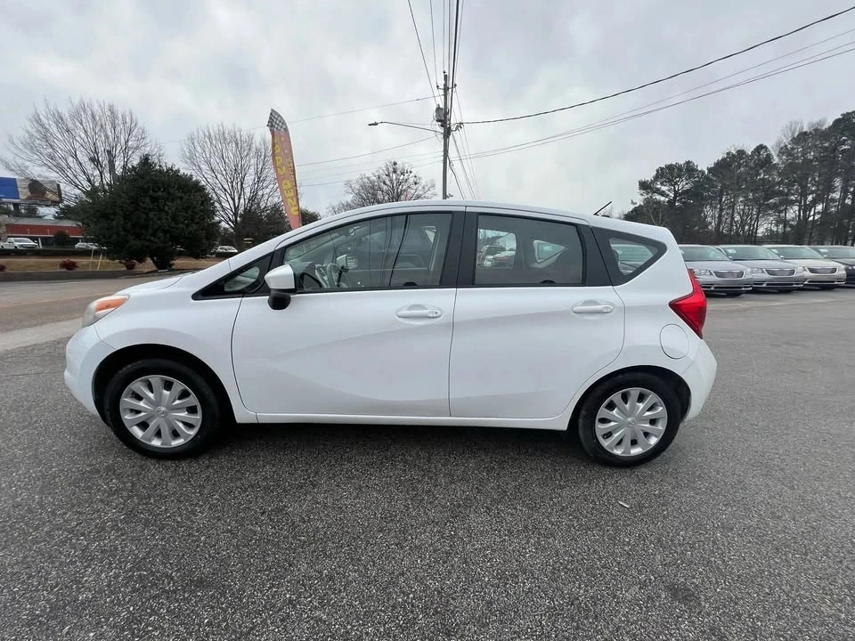 2015 Nissan Versa - Image 5 of 20