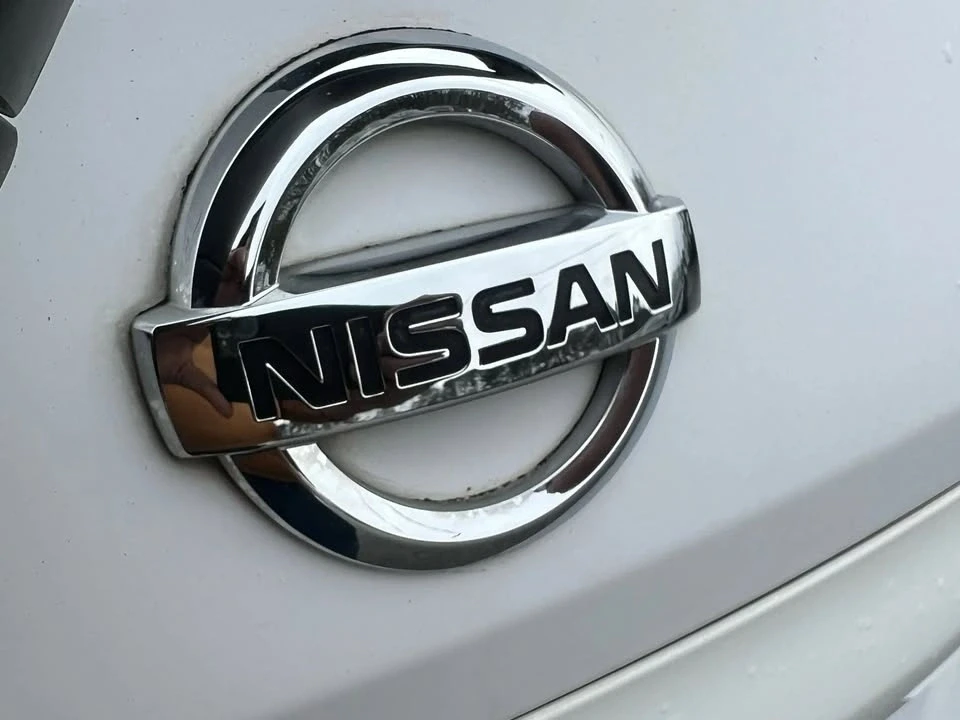 2015 Nissan Versa - Image 11 of 20