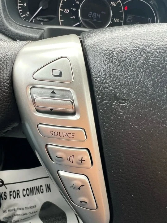 2015 Nissan Versa - Image 19 of 20