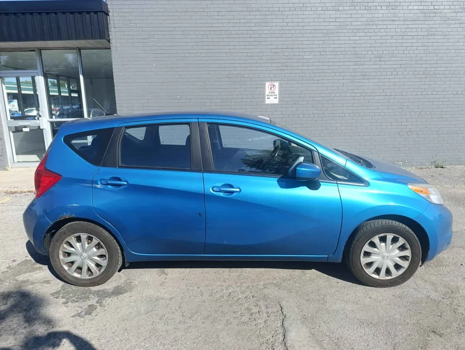 2015 Nissan Versa - Image 4 of 15