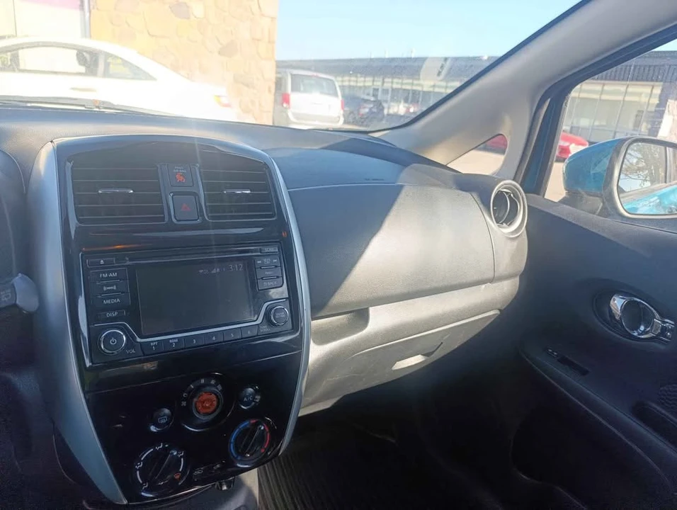 2015 Nissan Versa - Image 14 of 15
