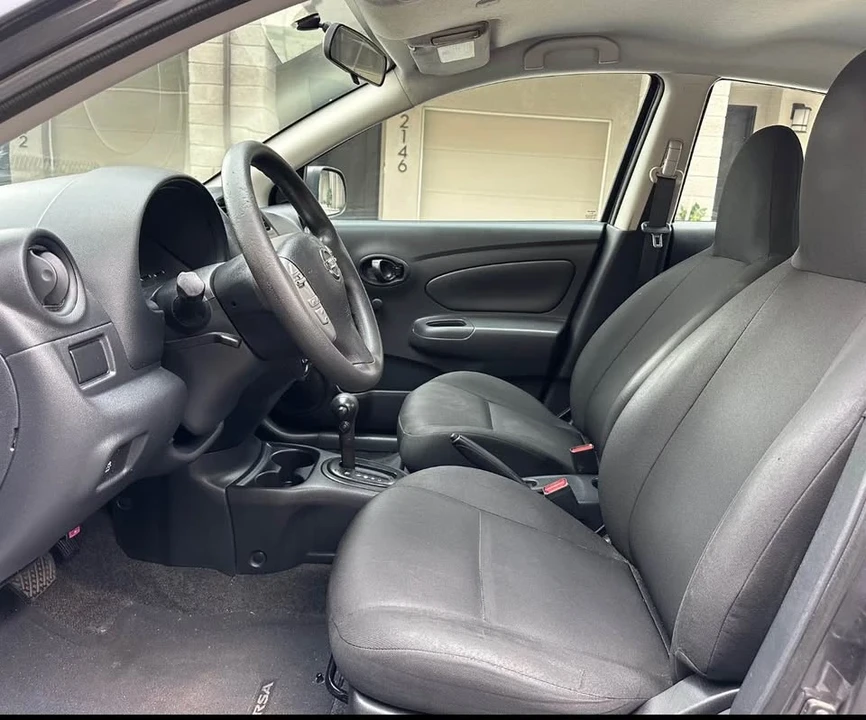 2015 Nissan Versa - Image 13 of 17