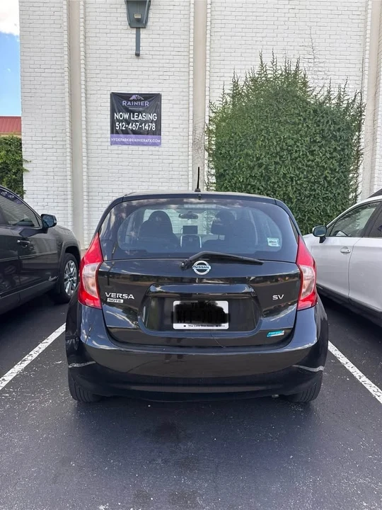 2015 Nissan Versa - Image 2 of 5