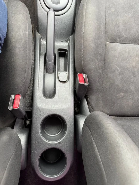 2015 Nissan Versa - Image 17 of 18