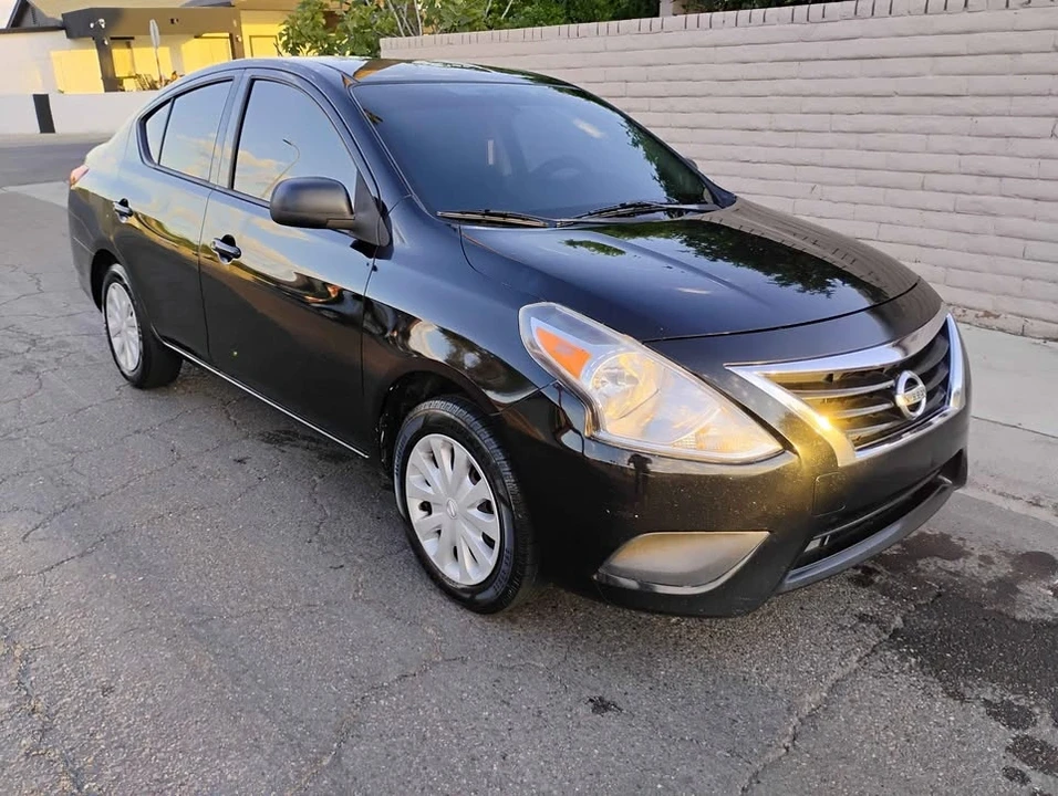 2015 Nissan Versa - Image 6 of 15