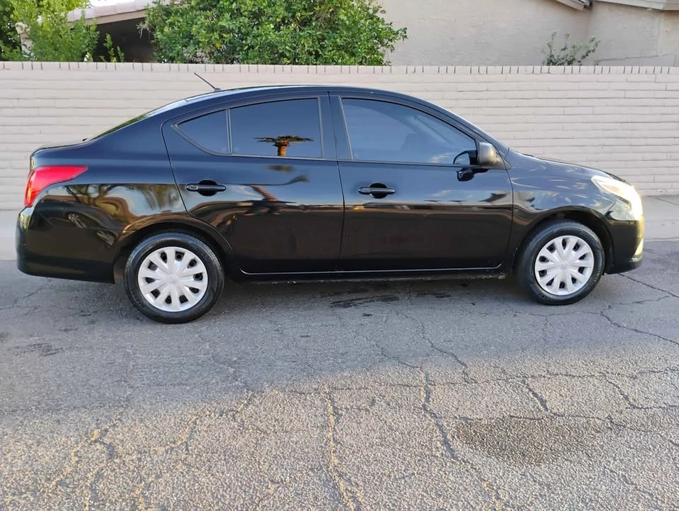2015 Nissan Versa - Image 4 of 15