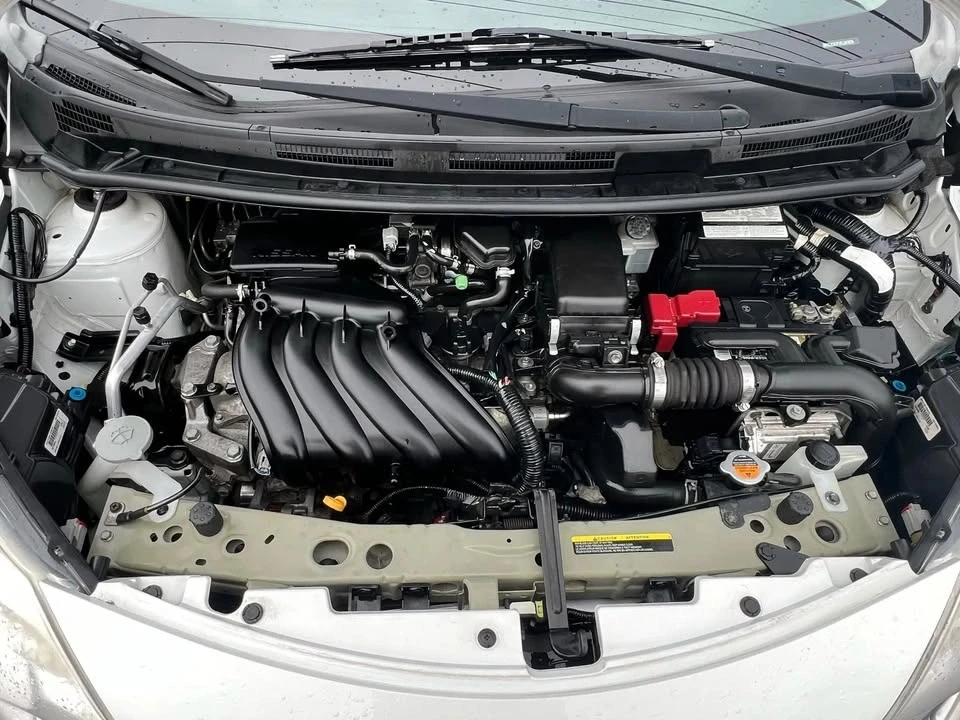 2015 Nissan Versa - Image 13 of 20