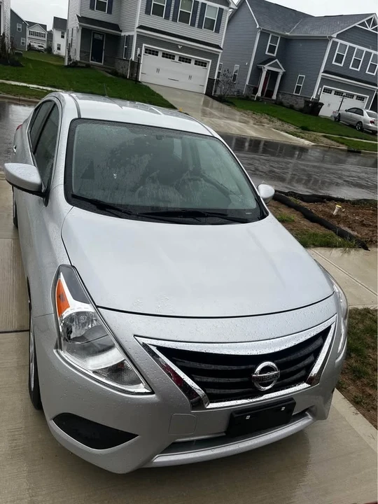 2015 Nissan Versa - Image 2 of 5