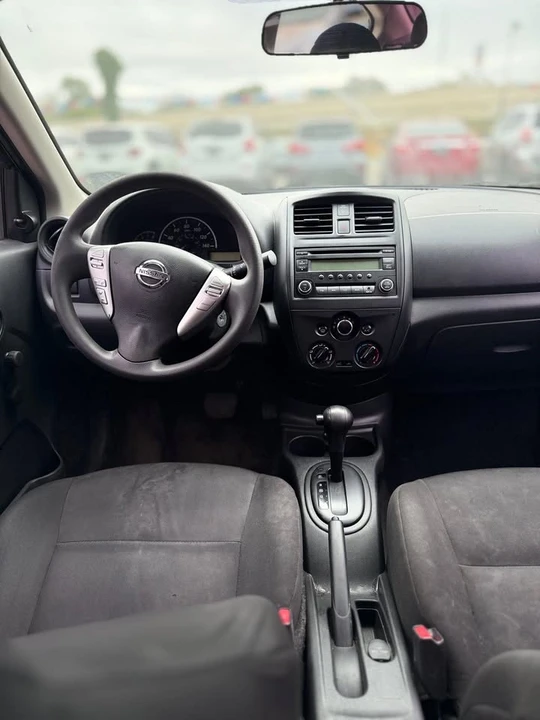 2015 Nissan Versa - Image 11 of 18