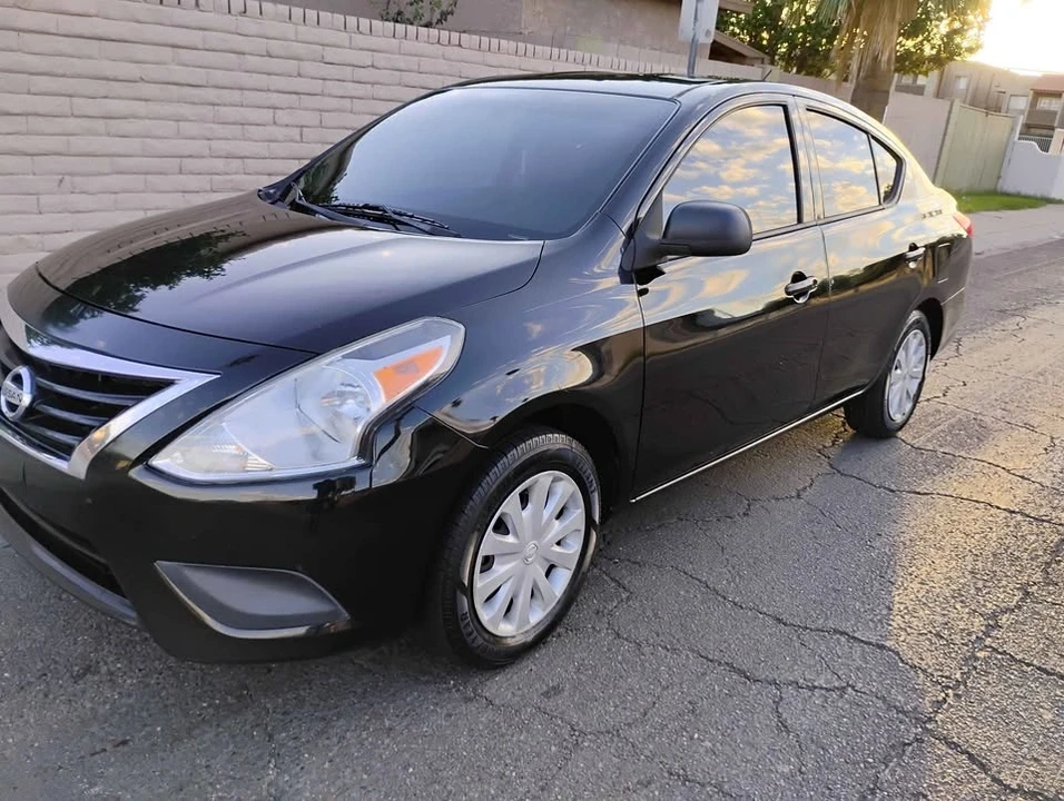2015 Nissan Versa - Image 2 of 15