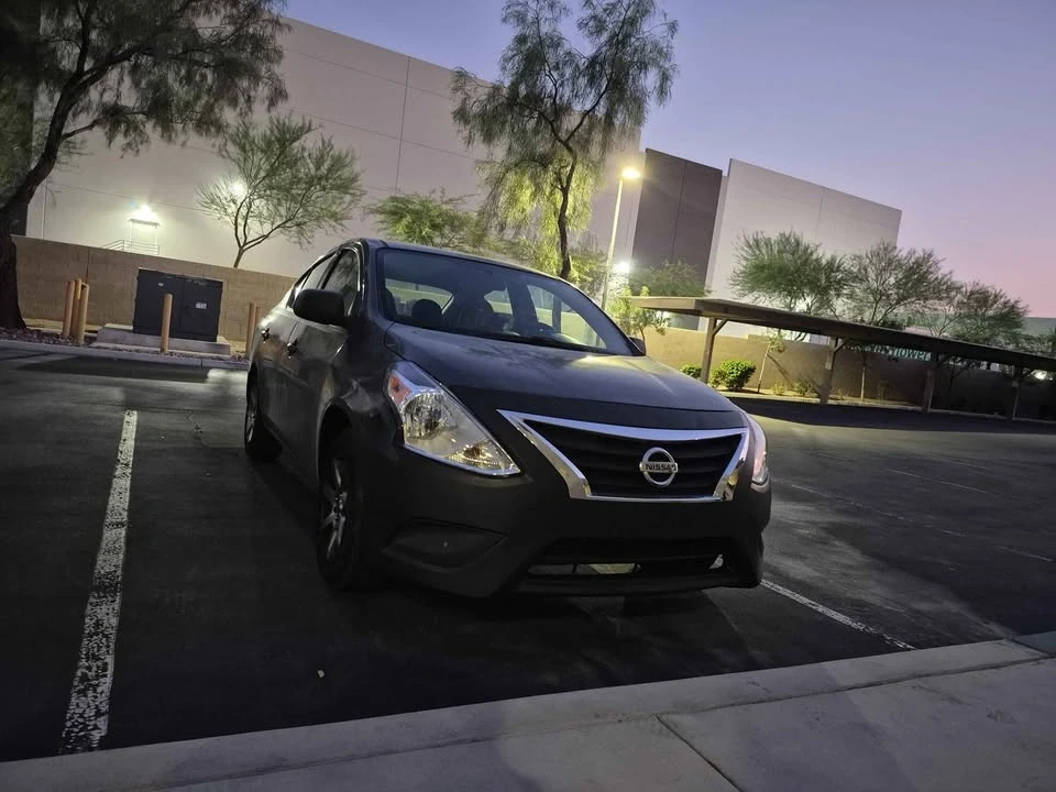 2015 Nissan Versa - Image 3 of 3