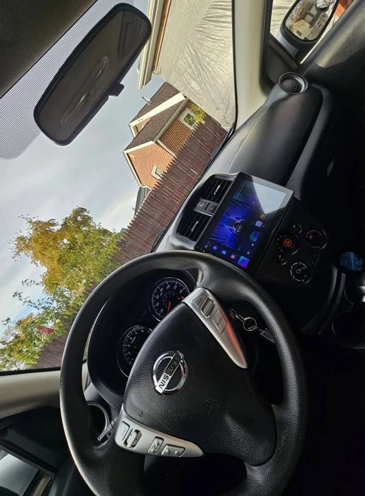 2015 Nissan Versa - Image 6 of 13