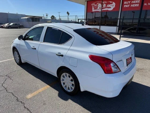 2015 Nissan Versa - Image 5 of 15