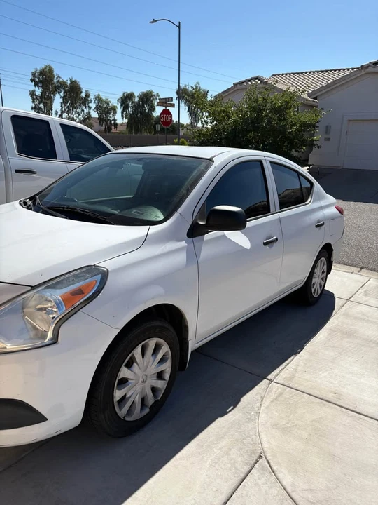 2015 Nissan Versa - Image 5 of 12