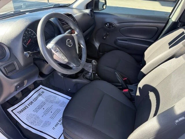 2015 Nissan Versa - Image 9 of 15