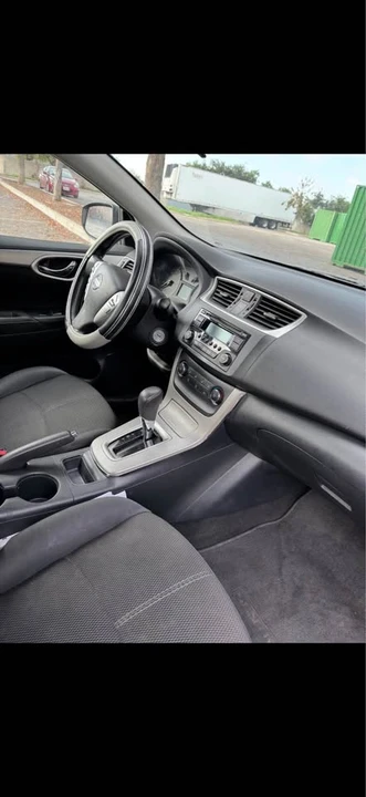 2015 Nissan Versa - Image 5 of 7