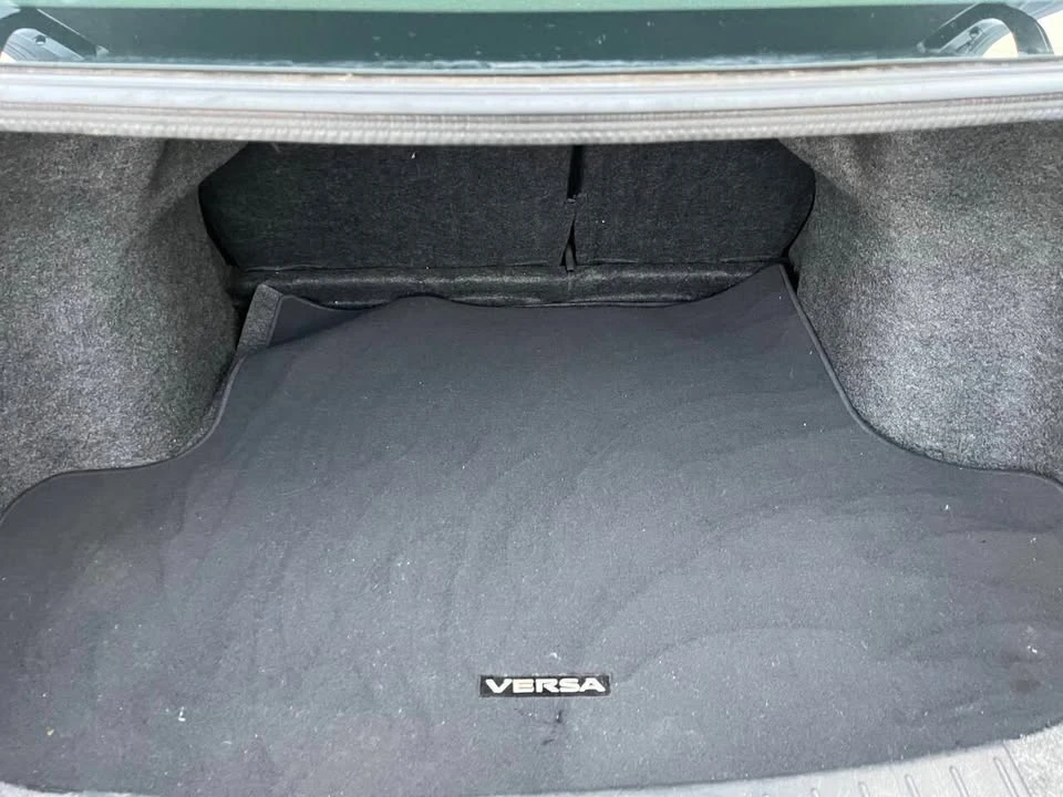 2015 Nissan Versa - Image 19 of 20