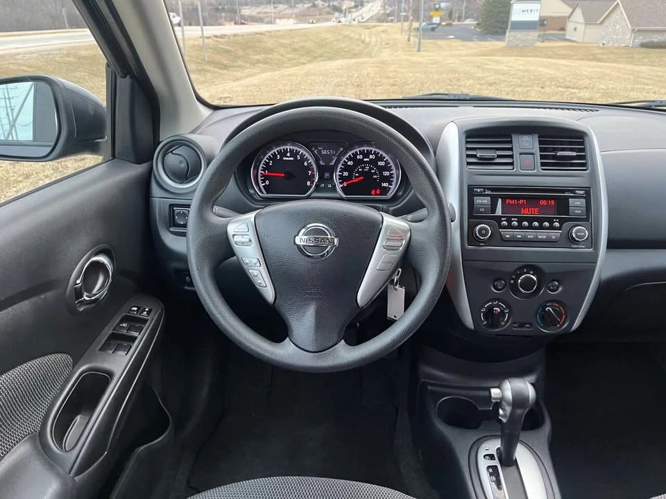 2015 Nissan Versa - Image 14 of 20