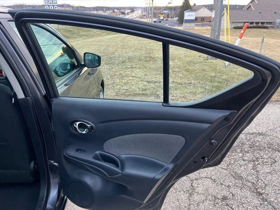 2015 Nissan Versa - Image 20 of 20