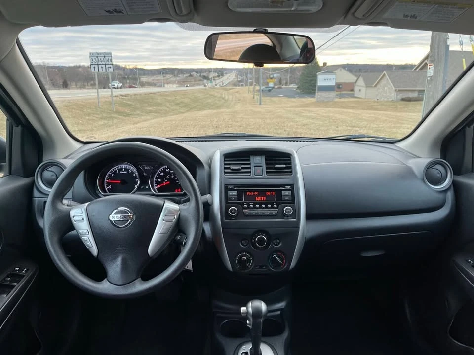 2015 Nissan Versa - Image 13 of 20