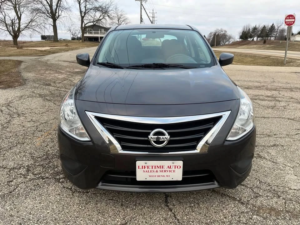 2015 Nissan Versa - Image 8 of 20