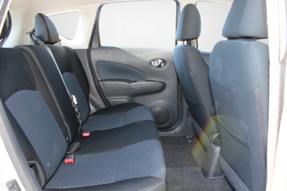 2015 Nissan Versa - Image 8 of 8