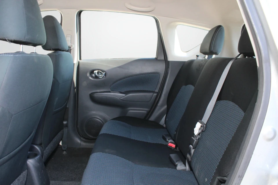 2015 Nissan Versa - Image 7 of 8