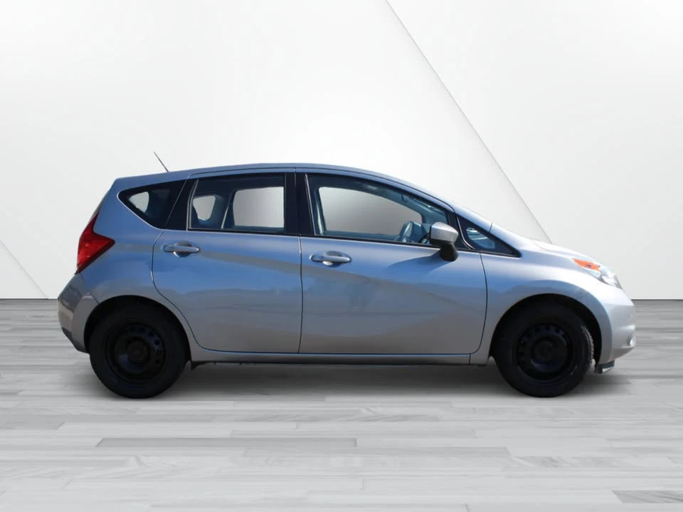 2015 Nissan Versa - Image 2 of 8