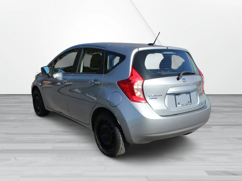 2015 Nissan Versa - Image 3 of 8