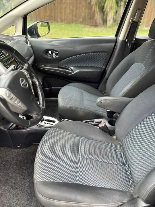 2015 Nissan Versa - Image 5 of 8