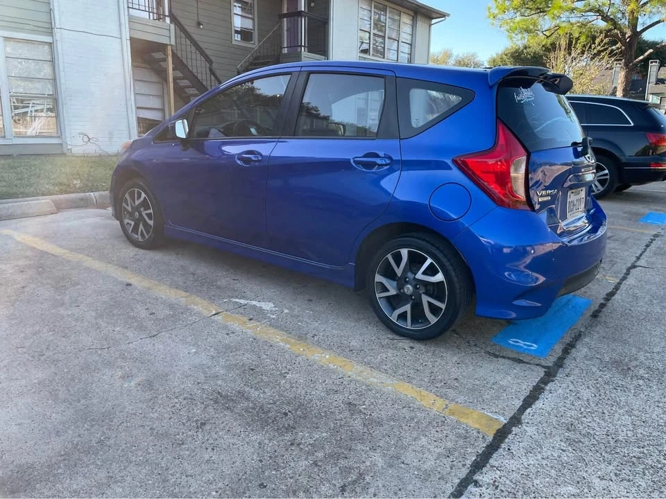 2015 Nissan Versa - Image 5 of 12