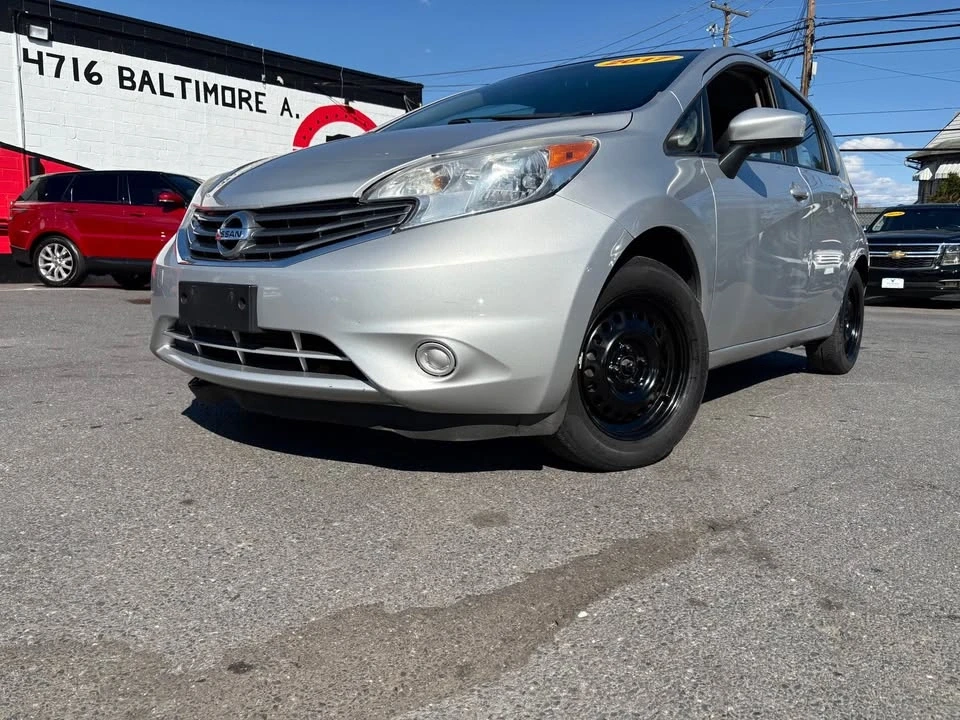 2015 Nissan Versa - Image 2 of 11