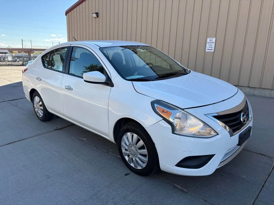 2015 Nissan Versa - Image 3 of 13