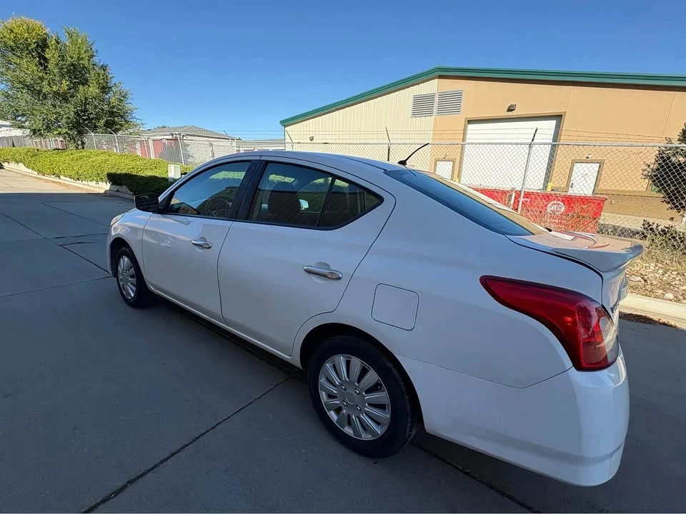 2015 Nissan Versa - Image 7 of 13