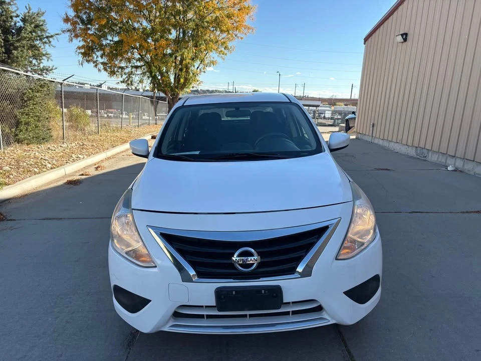 2015 Nissan Versa - Image 2 of 13