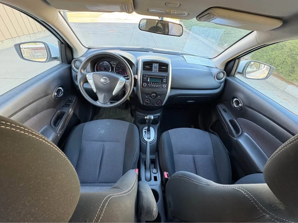 2015 Nissan Versa - Image 11 of 13