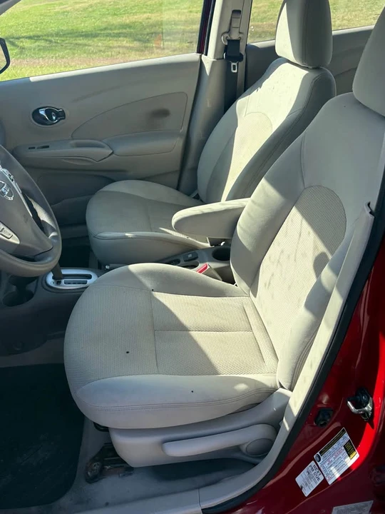 2015 Nissan Versa - Image 8 of 10