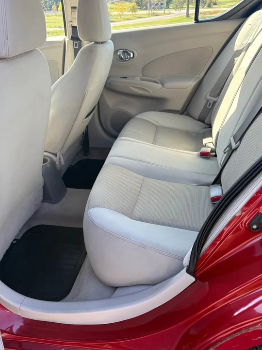 2015 Nissan Versa - Image 9 of 10