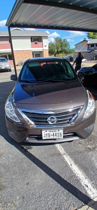 2015 Nissan Versa - Image 4 of 7