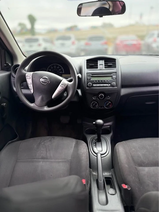 2015 Nissan Versa - Image 11 of 18