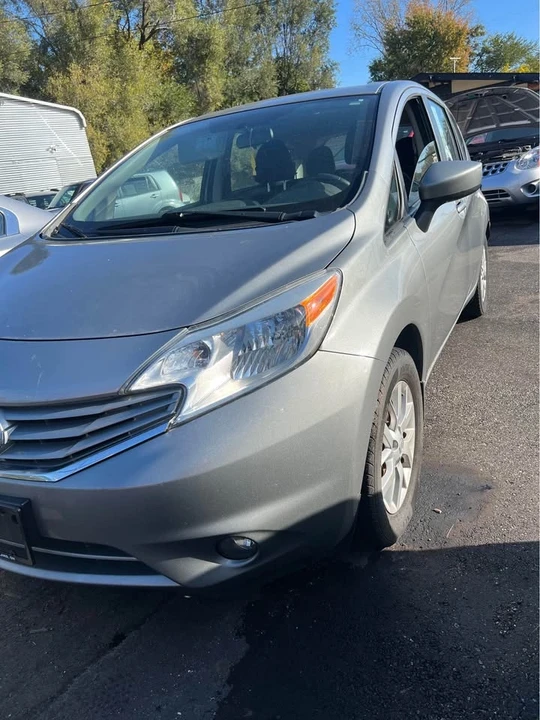 2015 Nissan Versa - Image 2 of 7