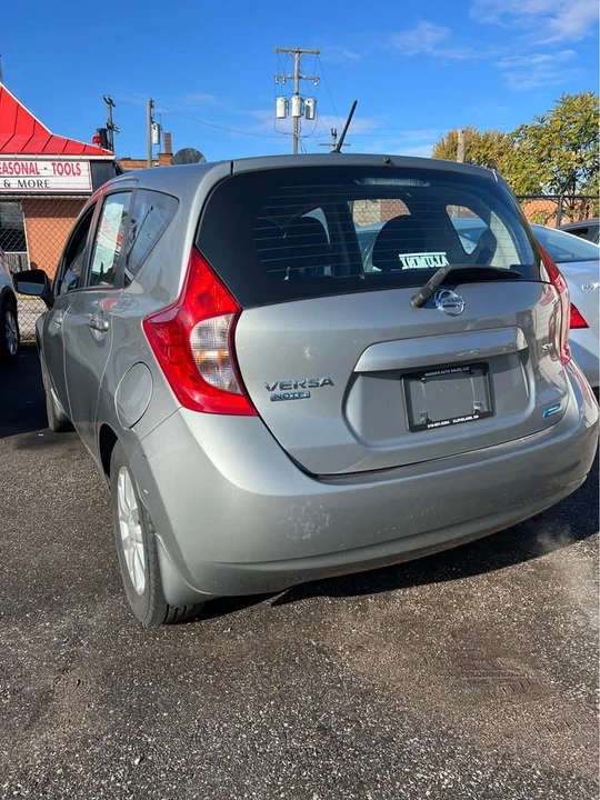 2015 Nissan Versa - Image 4 of 7